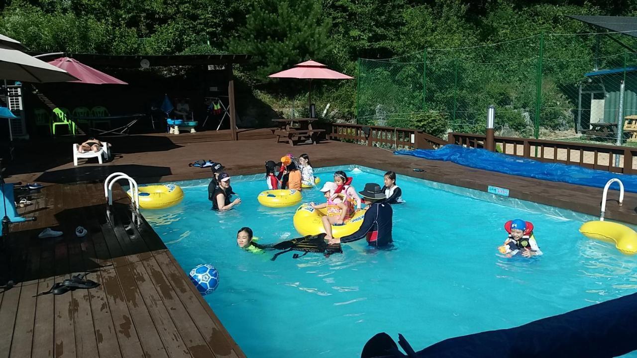 Forest Of Color Pension ホンチョン エクステリア 写真